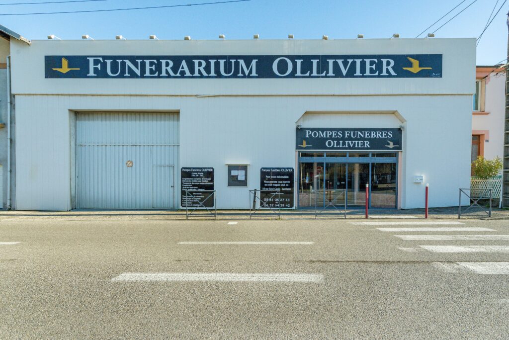 exterieur funerarium ollivier